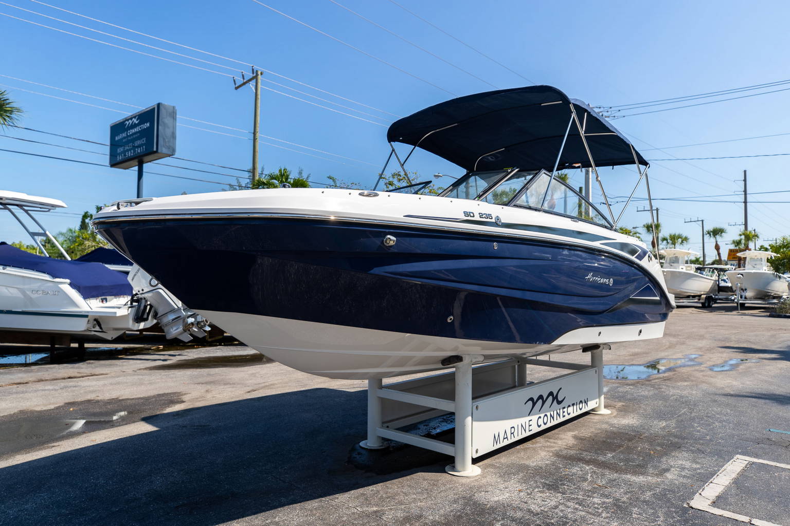 New 2023 Hurricane SunDeck OB SD 235 OB #9628 image 4