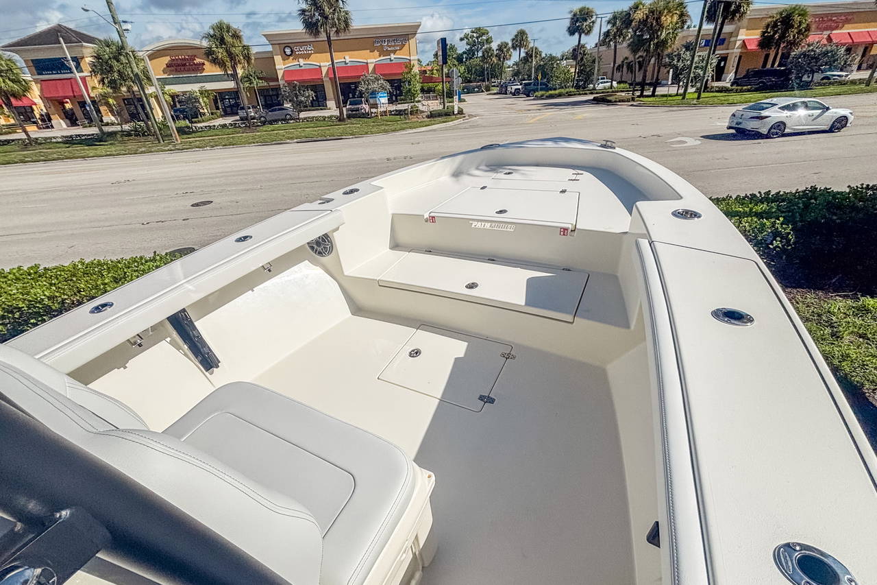 Alternative image of Pathfinder 2700 Open in West Palm Beach, FL