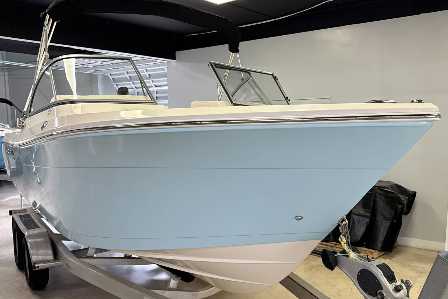 Used 2024 Cobia 220 DC #G003 image 3