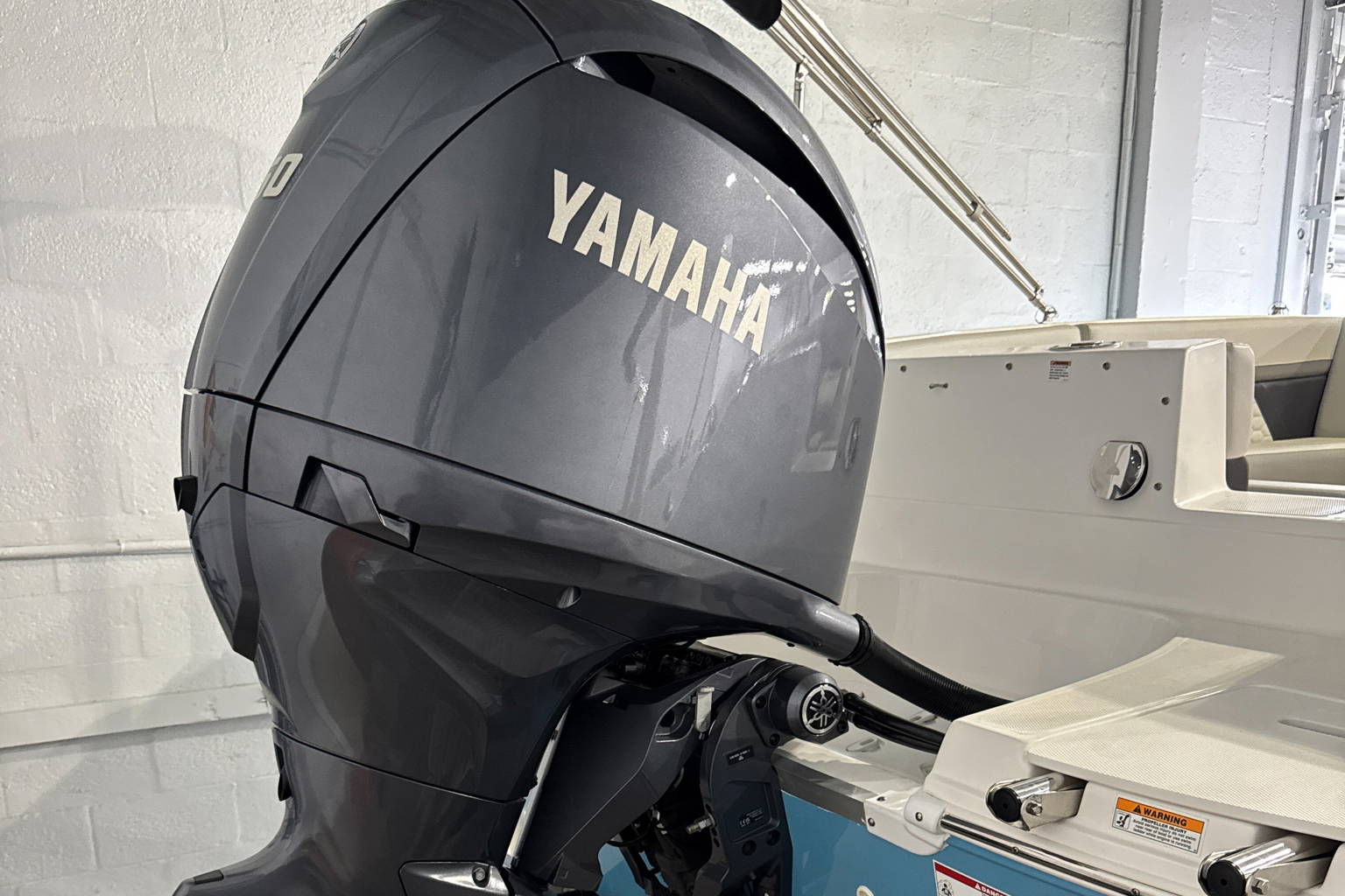 Used 2024 Hurricane SunDeck Sport 192 RL OB #6054 image 9