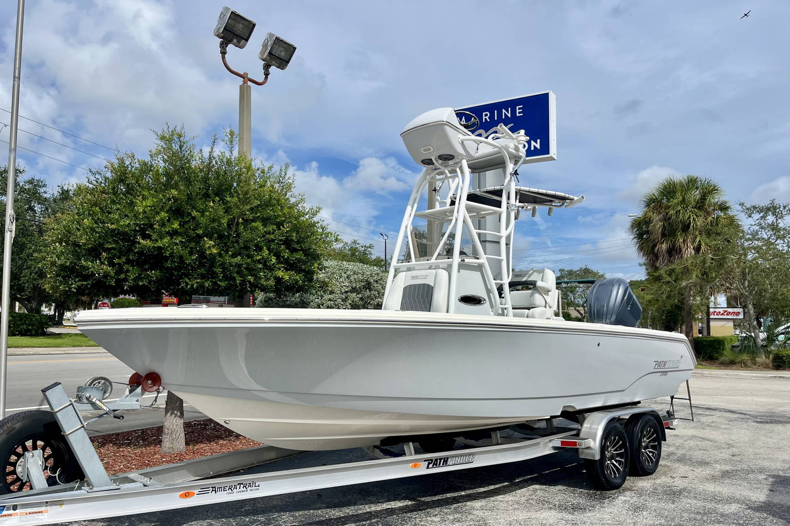 New 2024 Pathfinder 2400 Open #H005 image 2