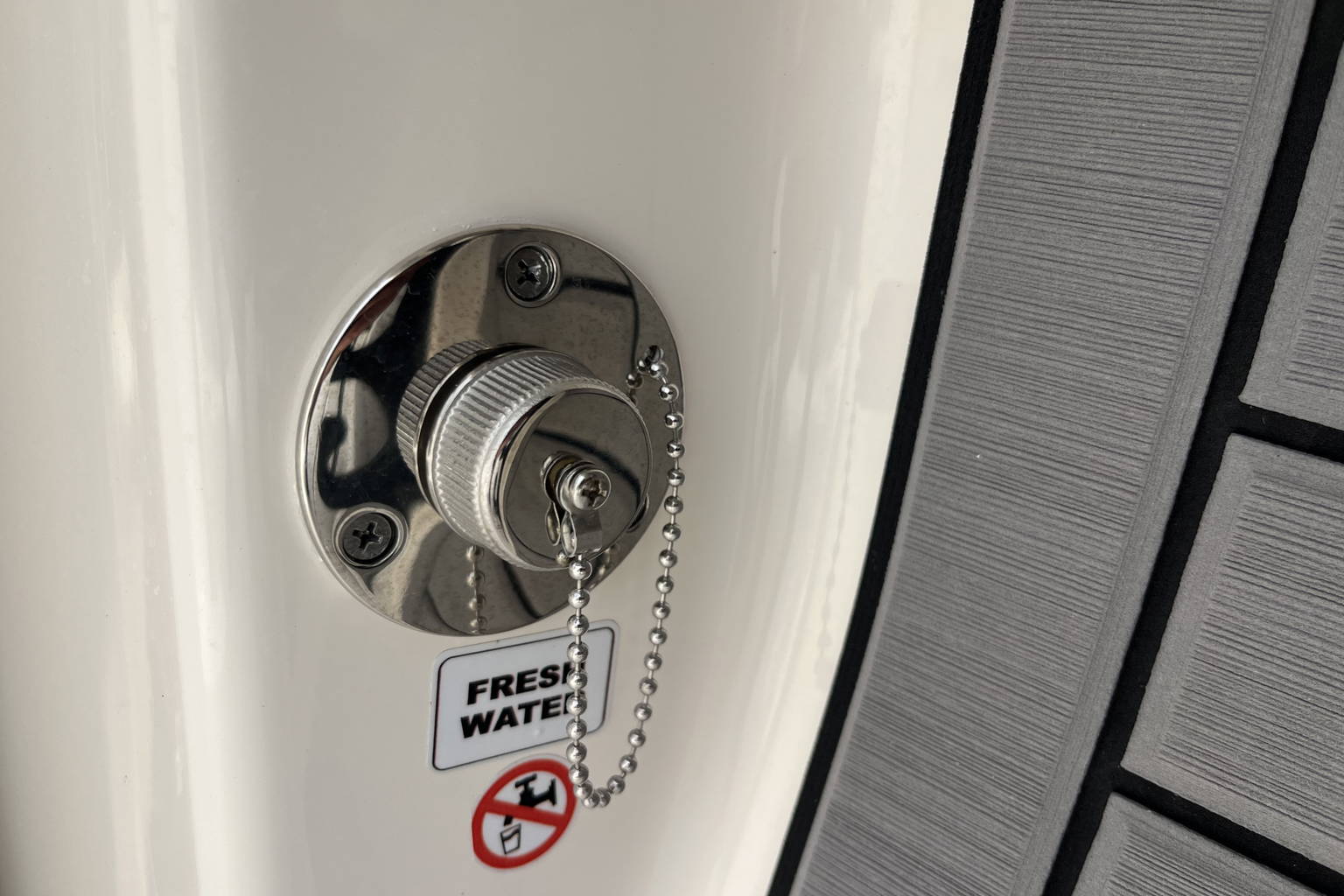 New 2024 Pathfinder 2400 Open #H005 image 29