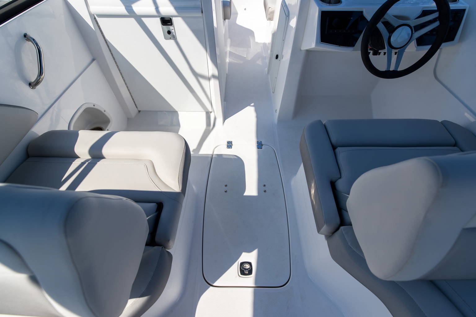 New 2023 Hurricane SunDeck OB SD 235 OB #9628 image 25