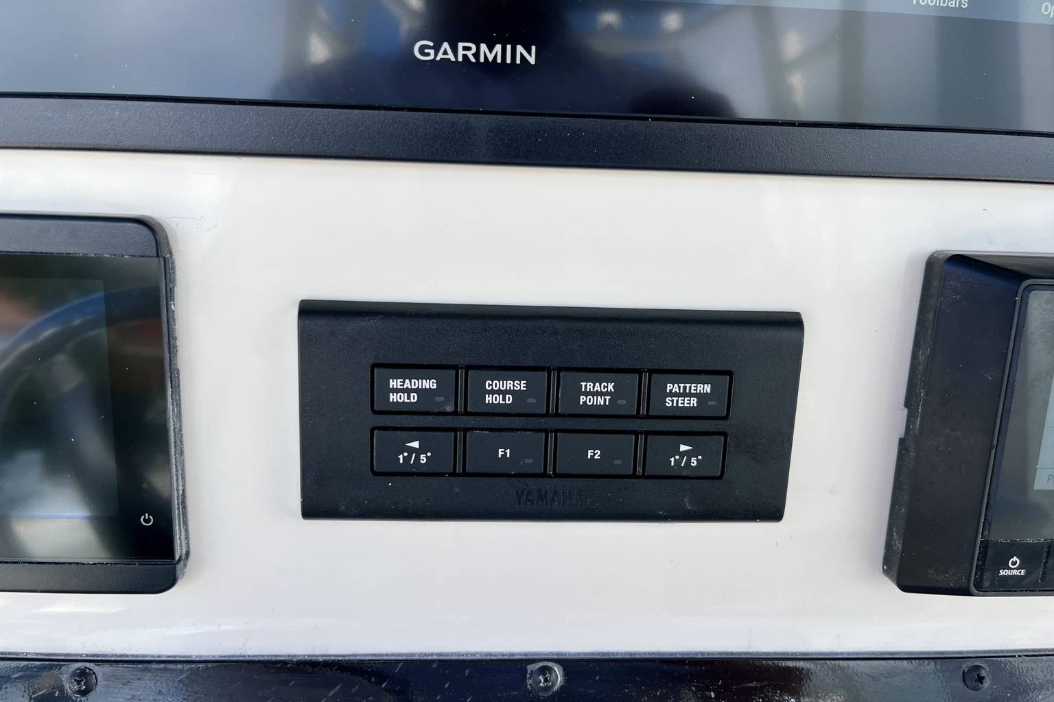 New 2025 Cobia 320 CC #A011 image 13