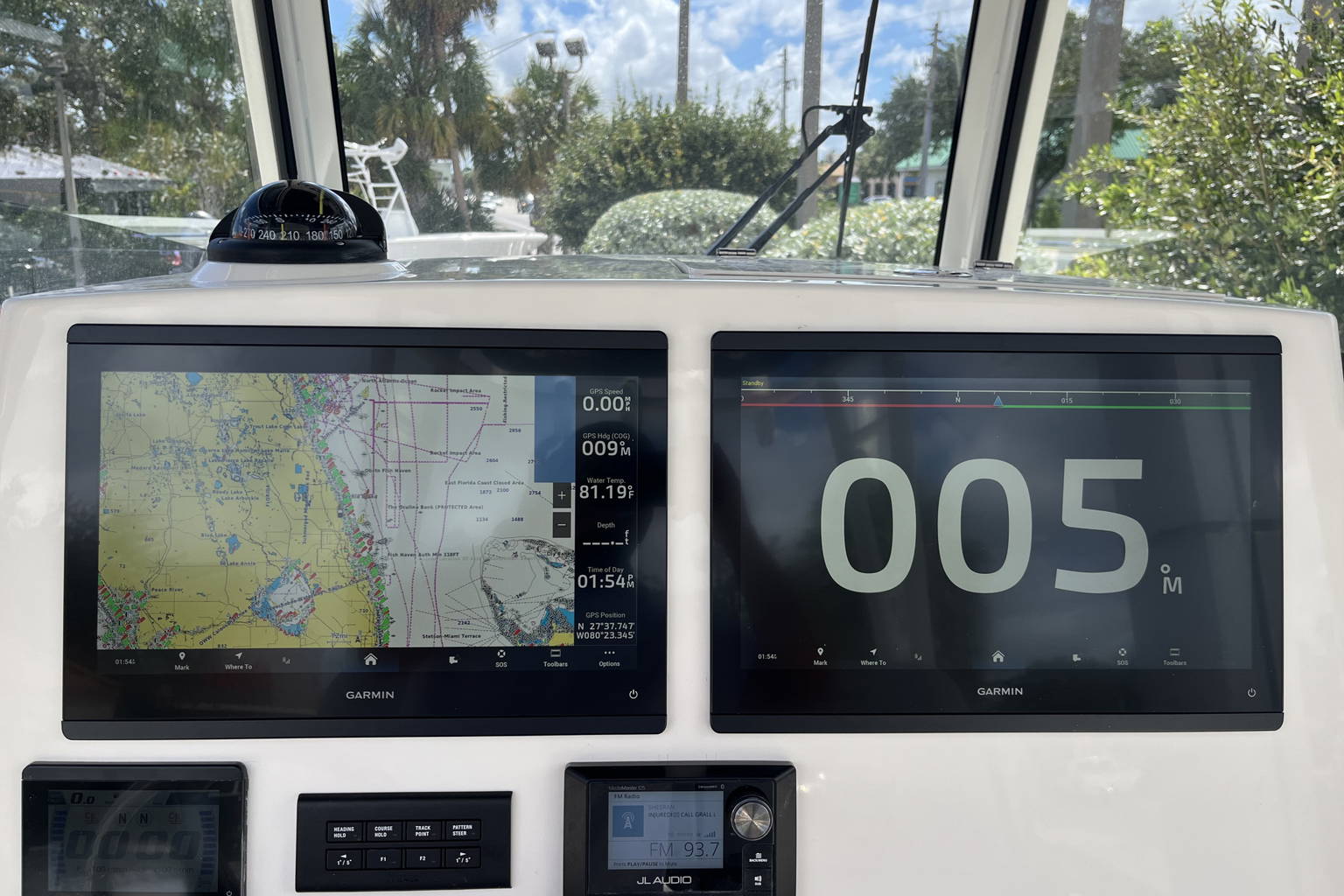 New 2025 Cobia 320 CC #A011 image 12