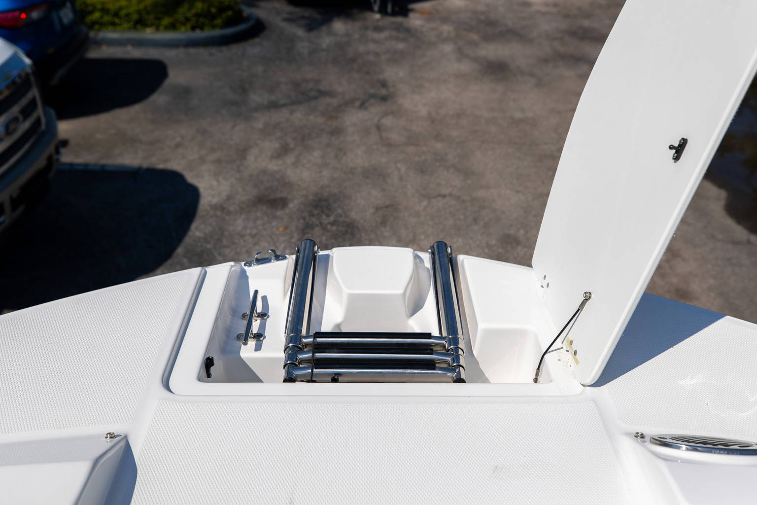 New 2023 Hurricane SunDeck OB SD 235 OB #9628 image 34