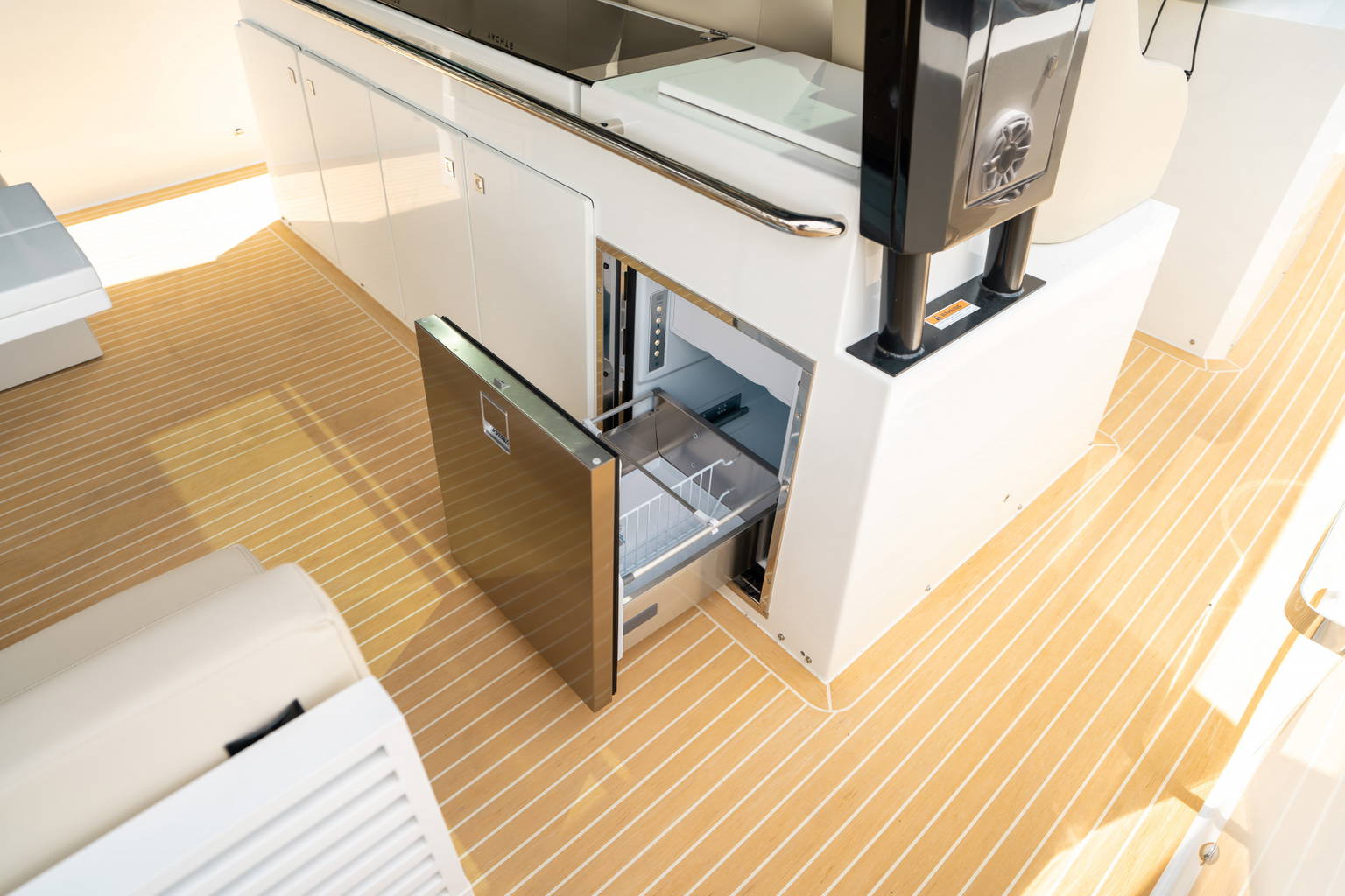 New 2025 De Antonio Yachts D42 Open #Y420 image 23