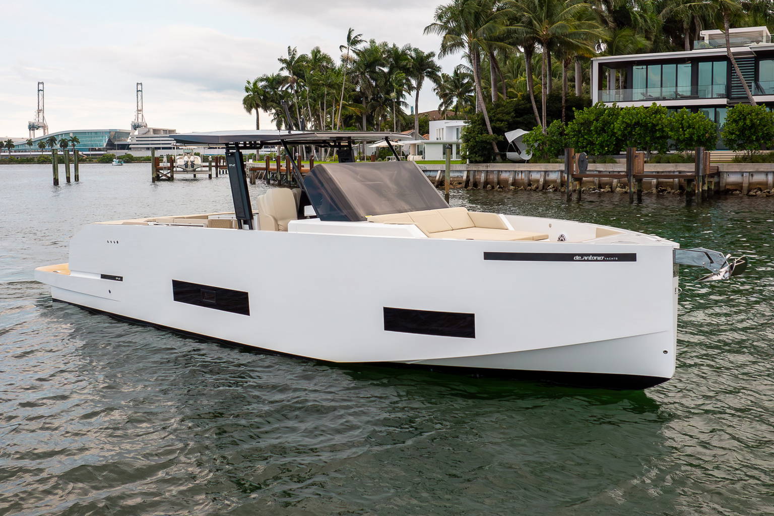 New 2025 De Antonio Yachts D42 Open #Y420 image 2