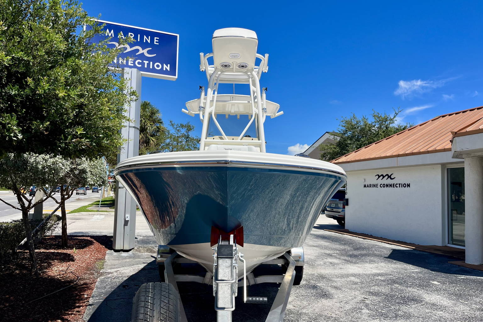 New 2026 Pathfinder 2400 Open #H008 image 3