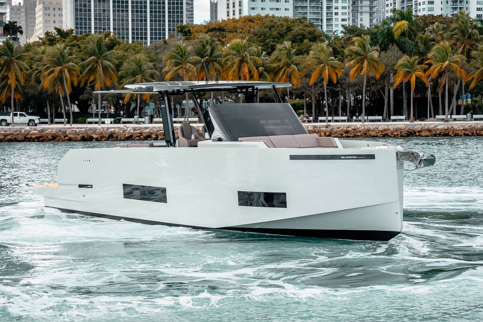 New 2025 De Antonio Yachts D42 Open #Y421 image 2
