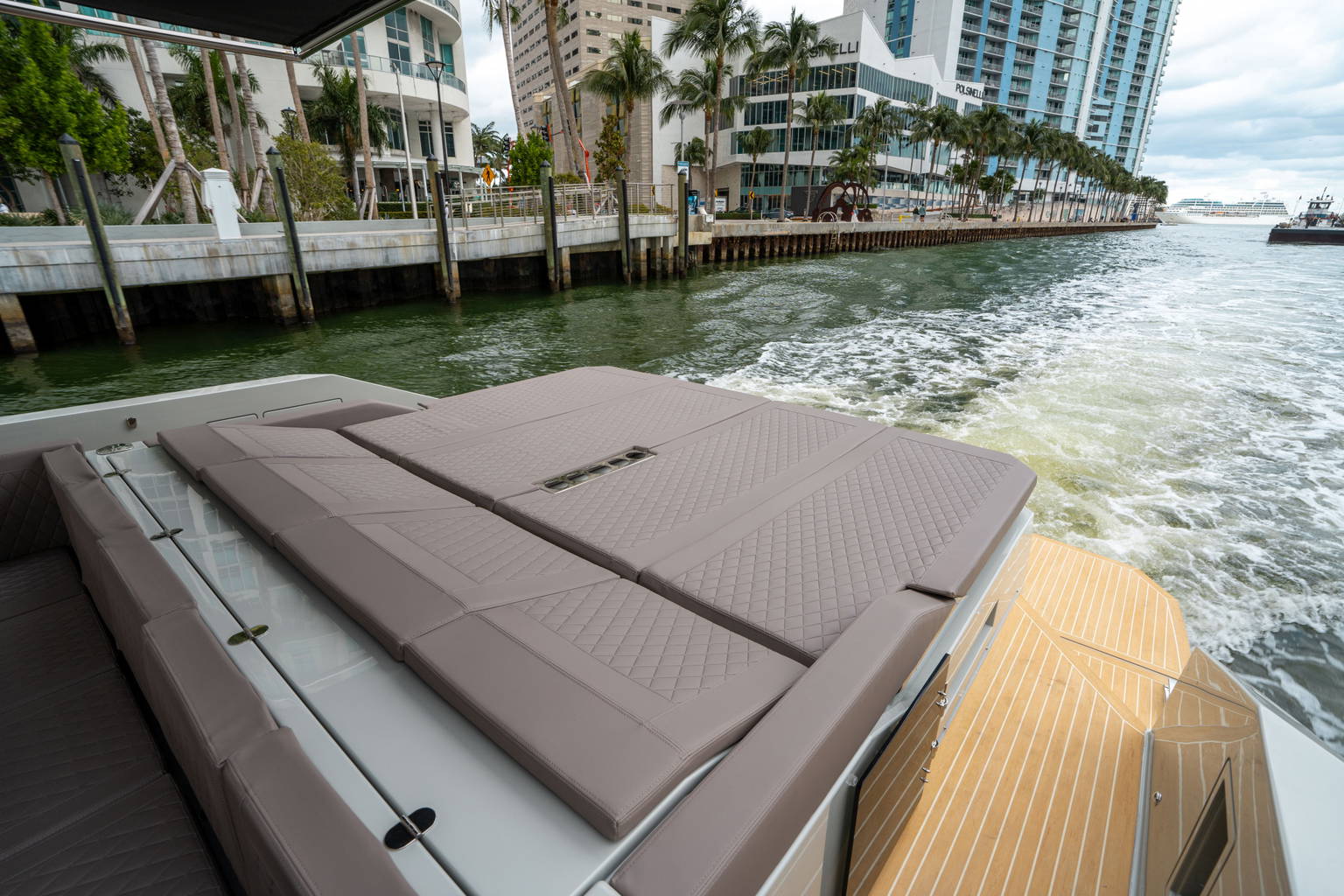 New 2025 De Antonio Yachts D42 Open #Y421 image 9