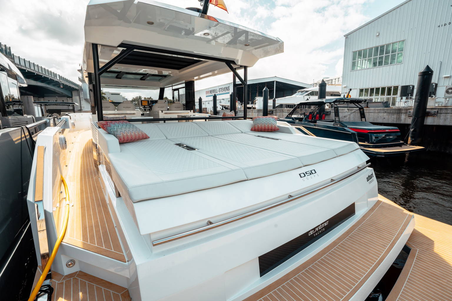 New 2025 De Antonio Yachts D50 Coupe #Y500 image 8