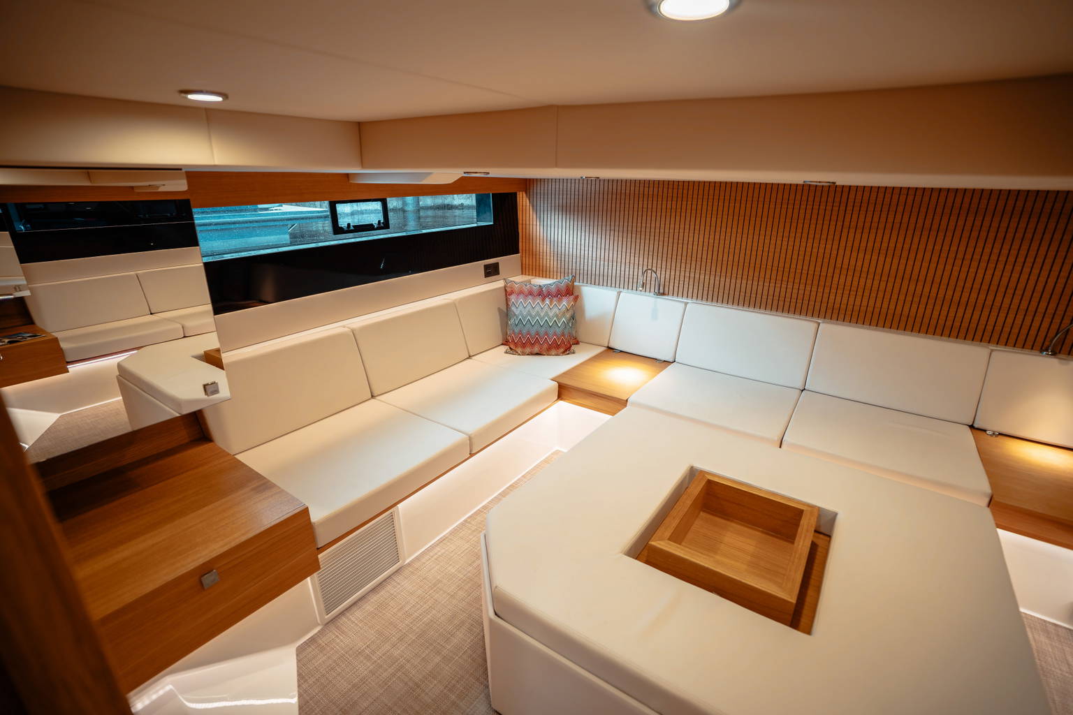 New 2025 De Antonio Yachts D50 Coupe #Y500 image 40