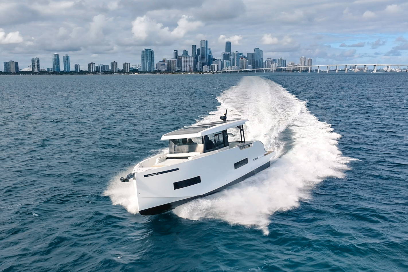 New 2025 De Antonio Yachts D50 Coupe #Y500 image 2