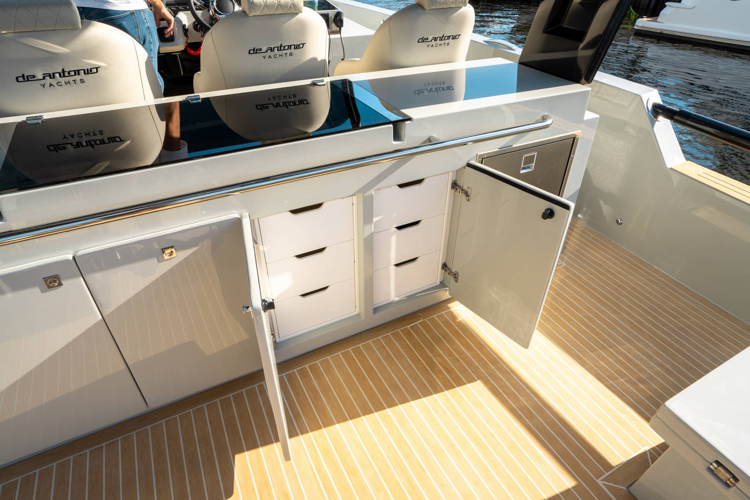 New 2025 De Antonio Yachts D50 Open #Y500 image 20