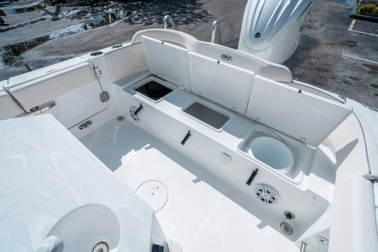 New 2026 Sea Hunt Ultra 245 SE #0181 image 12