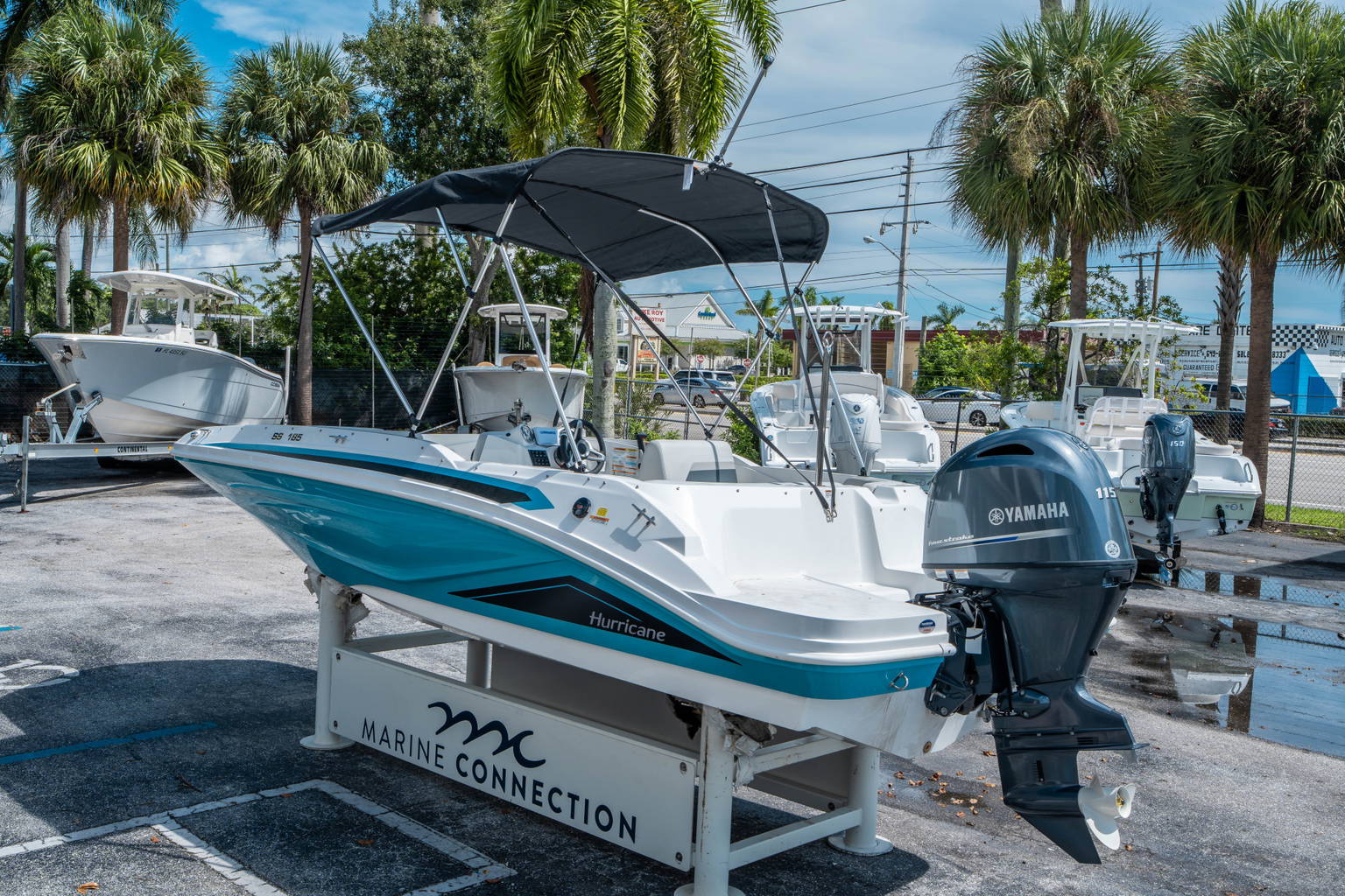 New 2026 Hurricane SunDeck Sport 185 OB #0653 image 4