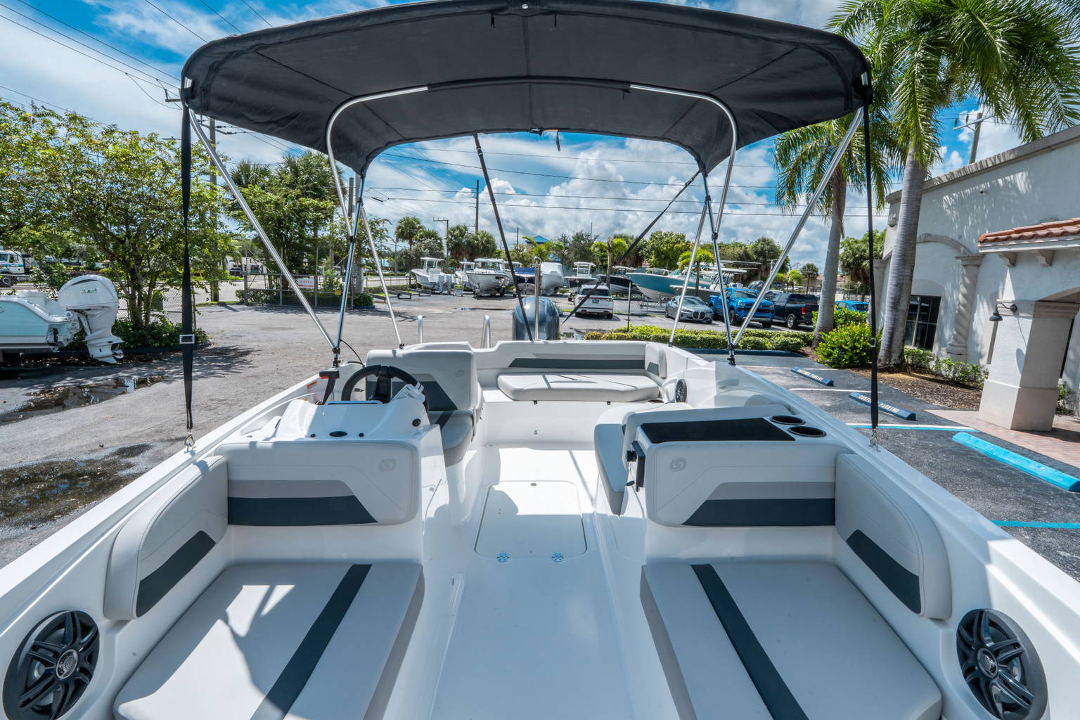 New 2026 Hurricane SunDeck Sport 185 OB #0653 image 20
