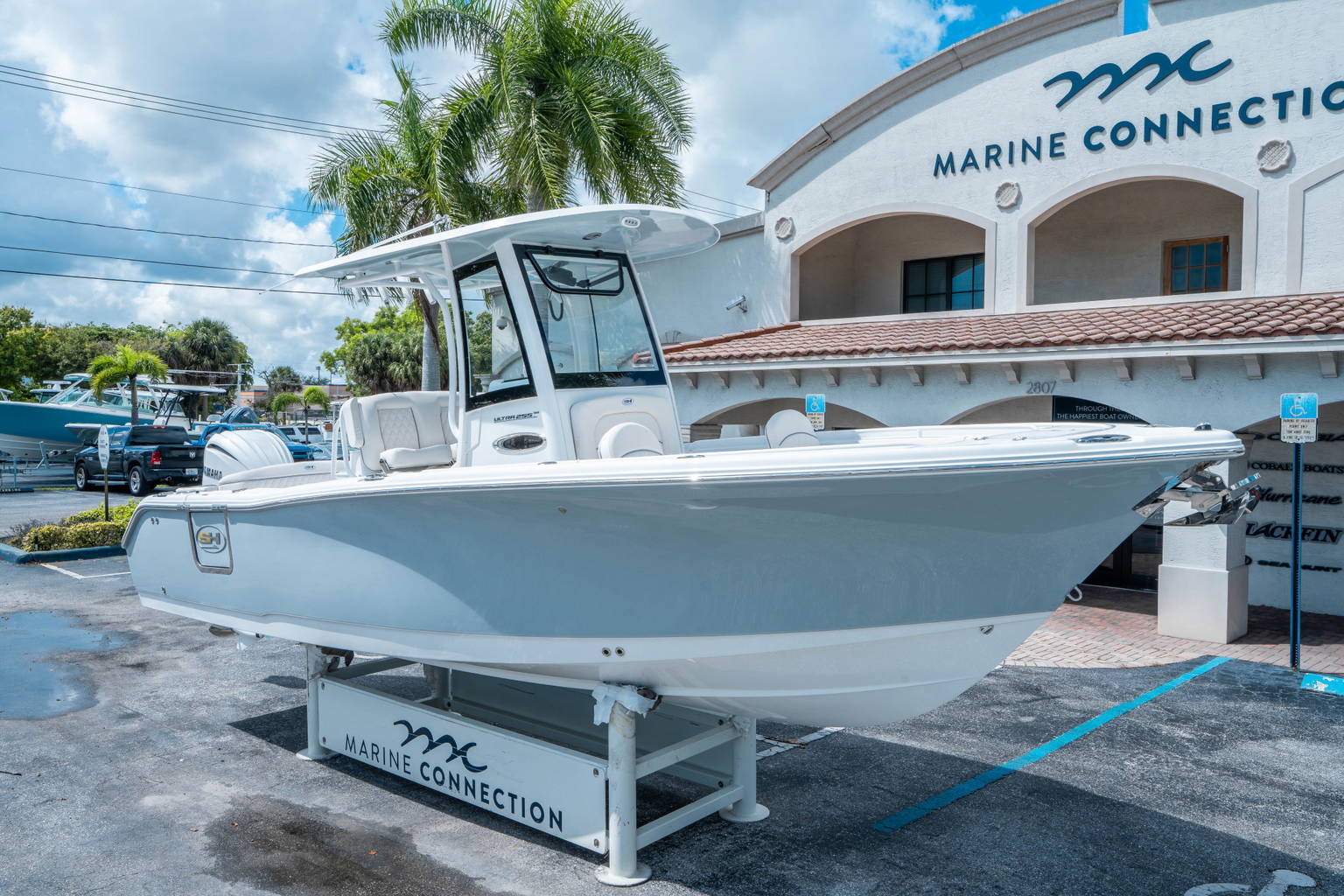 Alternative image of Sea Hunt Ultra 255 SE in West Palm Beach, FL
