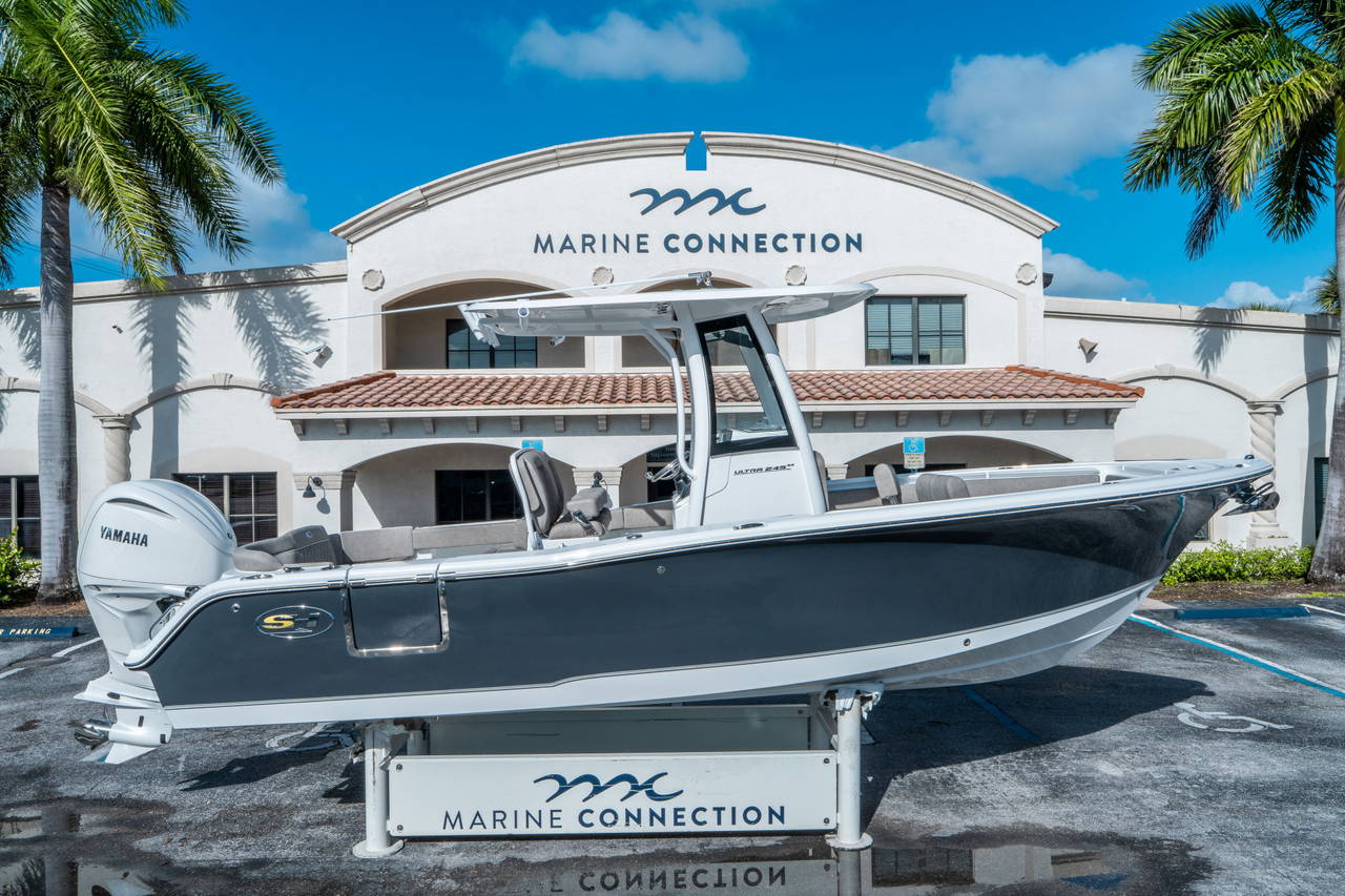 Main image of Sea Hunt Ultra 245 SE in Fort Lauderdale, FL