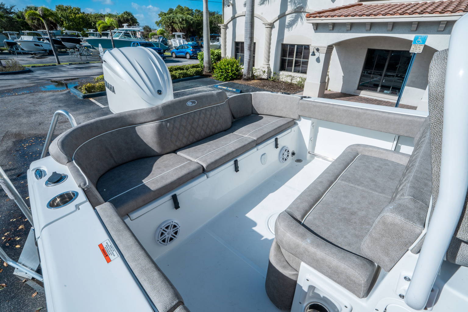 New 2026 Sea Hunt Ultra 245 SE #0186 image 10