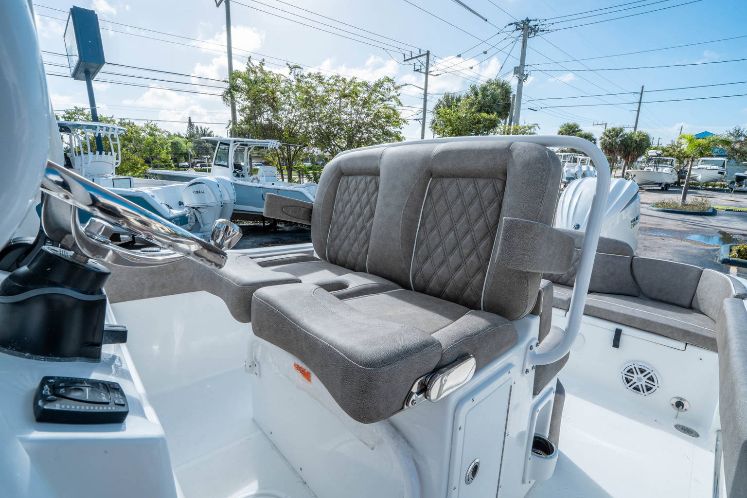 New 2026 Sea Hunt Ultra 245 SE #0186 image 18