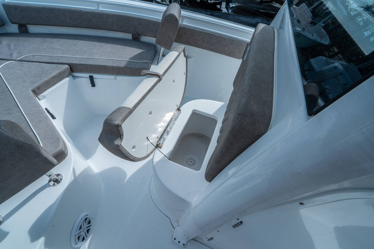 New 2026 Sea Hunt Ultra 245 SE #0186 image 27