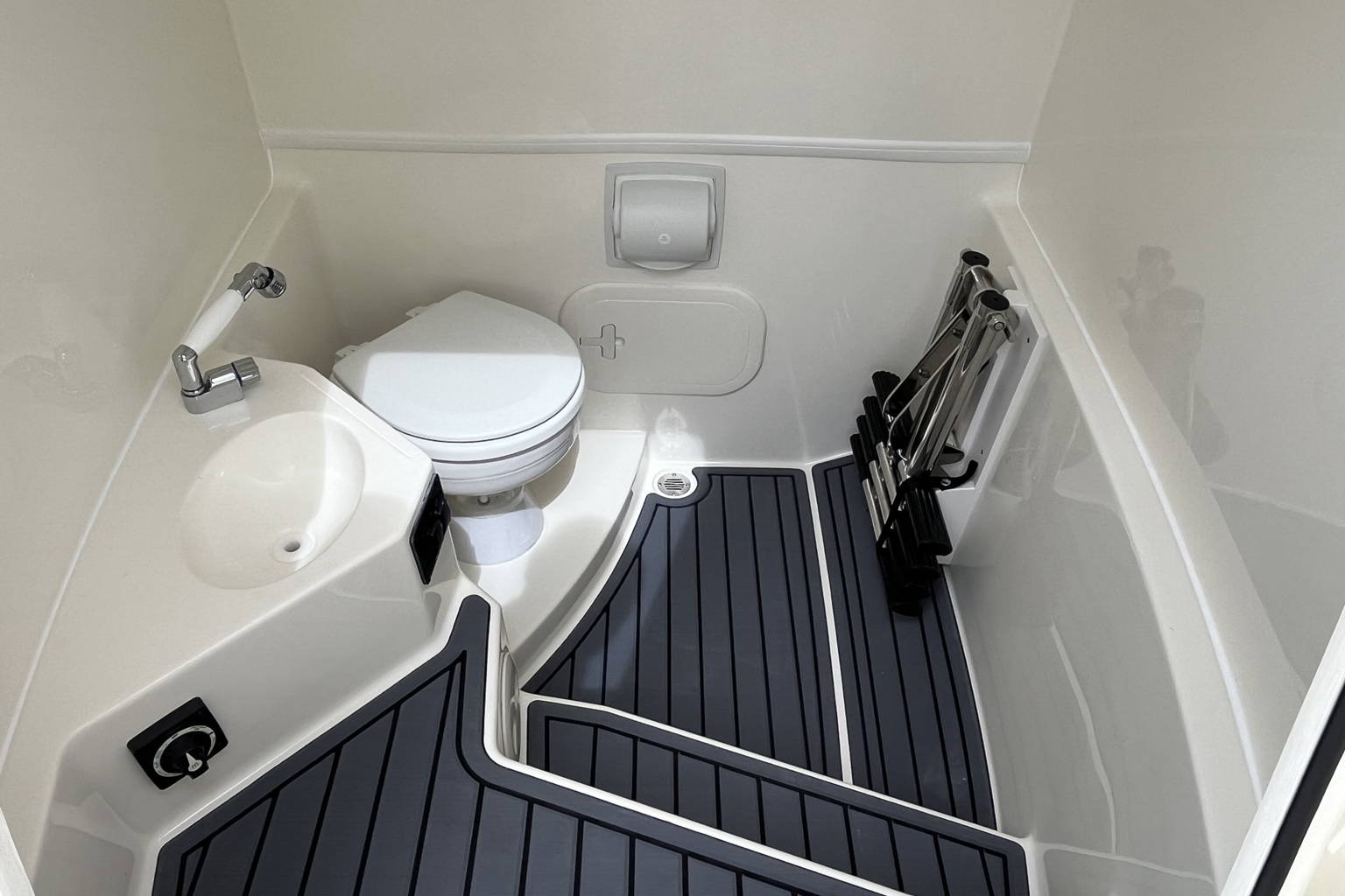 New 2026 Cobia 245 CC #M002 image 31