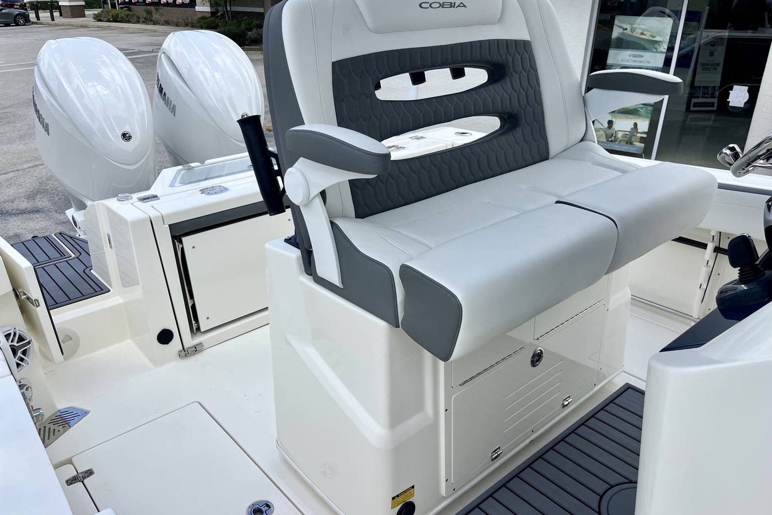 New 2026 Cobia 245 CC #M002 image 32