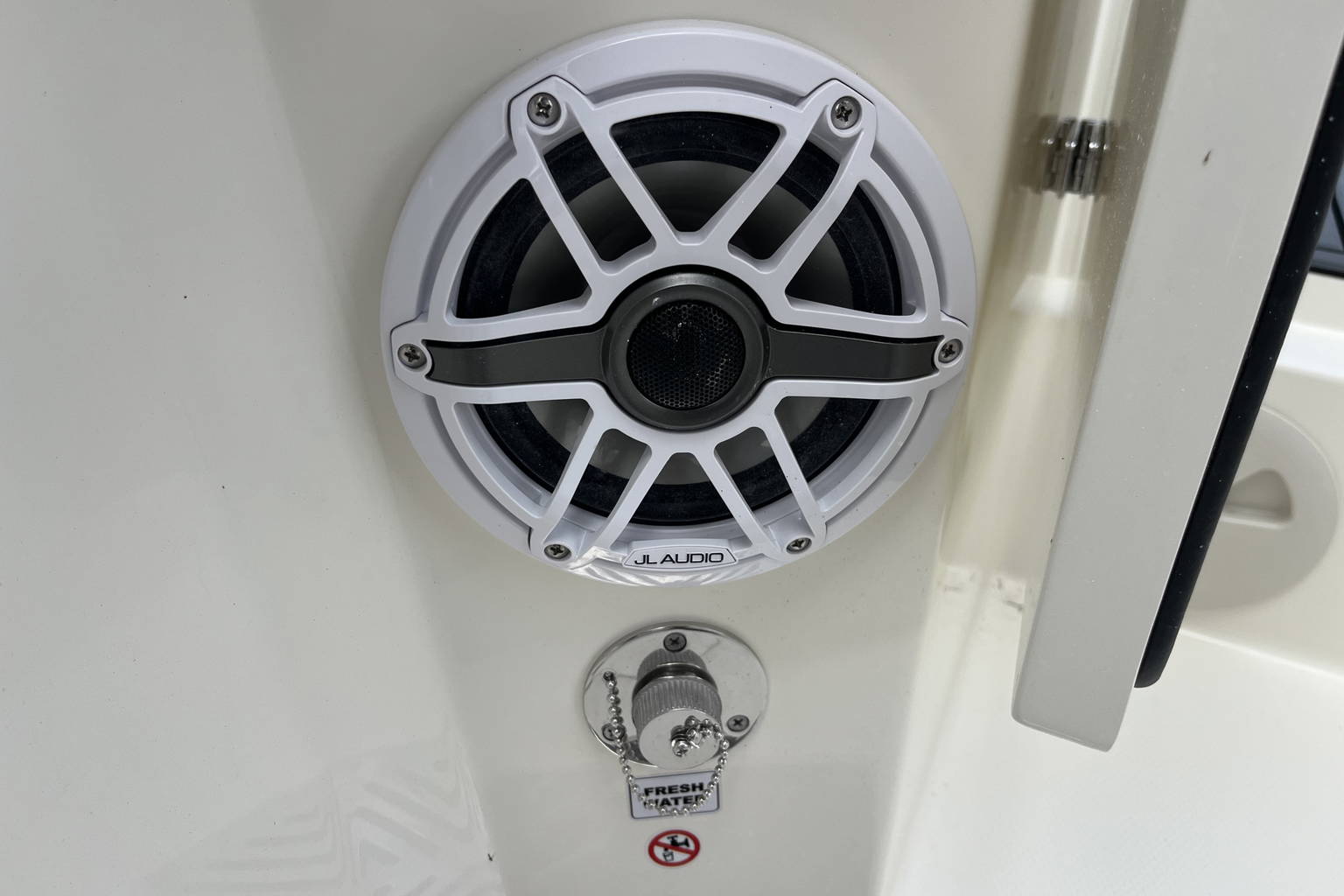 New 2026 Cobia 245 CC #M002 image 38