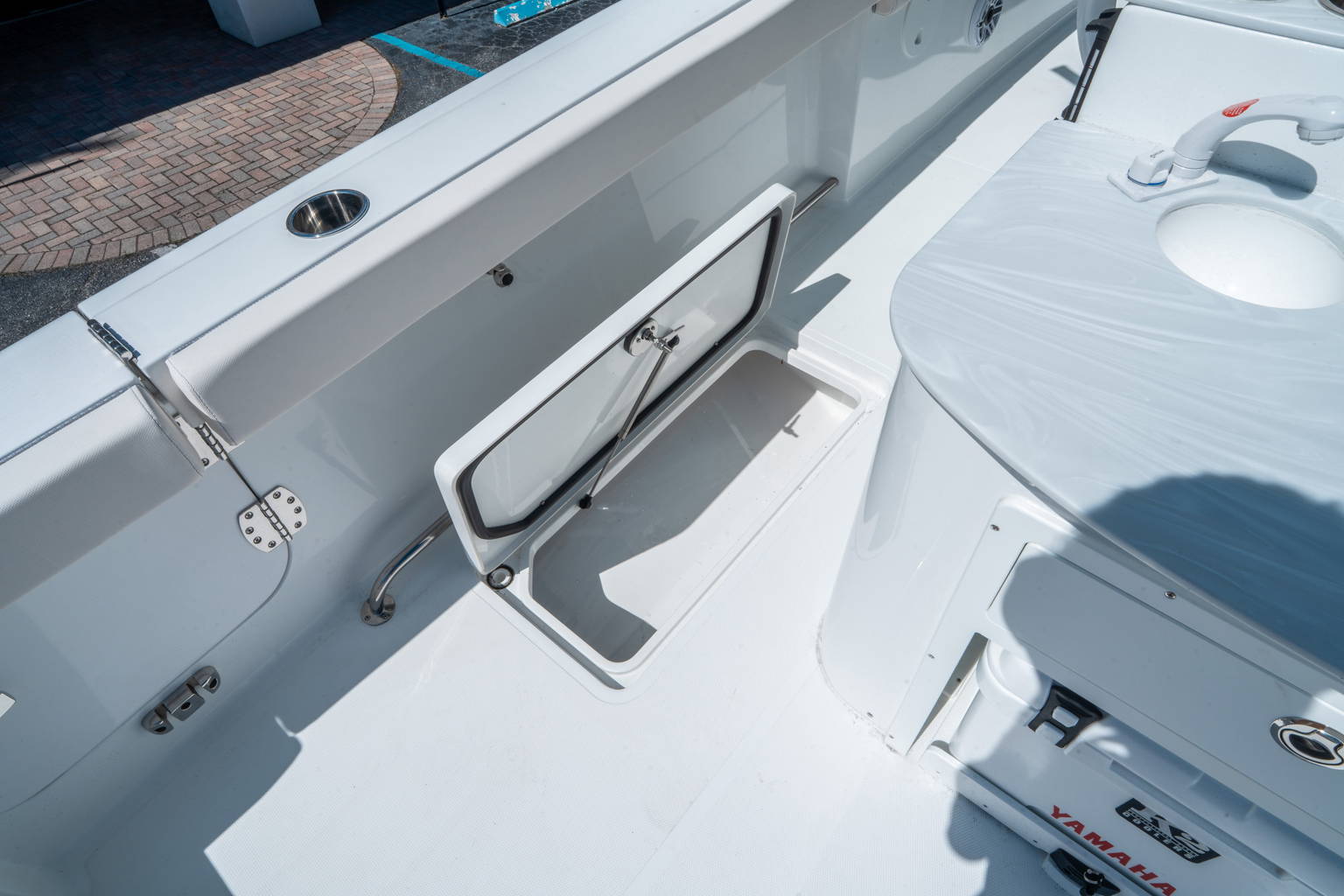 New 2026 Sea Hunt Ultra 305 CB #0002 image 14