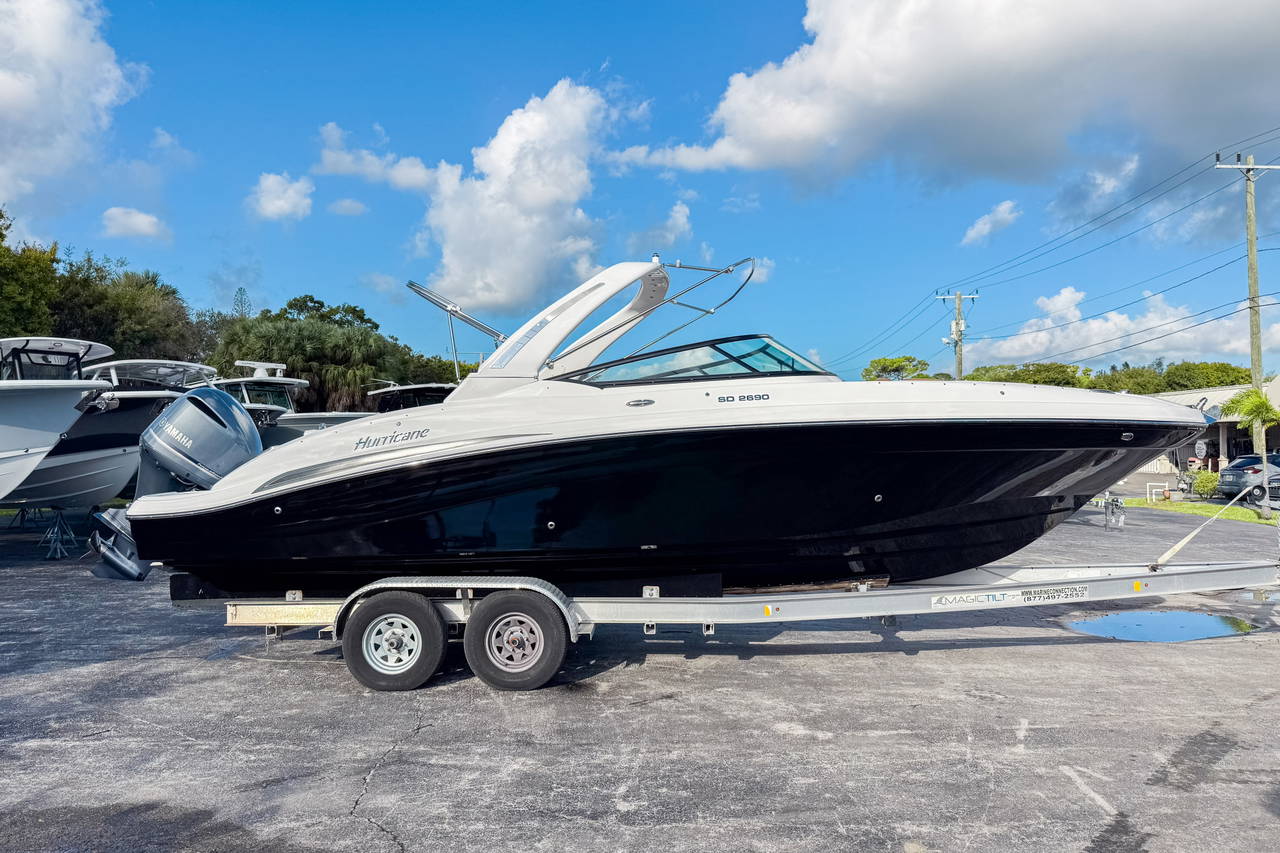 Main image of Hurricane SunDeck 2690 OB in West Palm Beach, FL