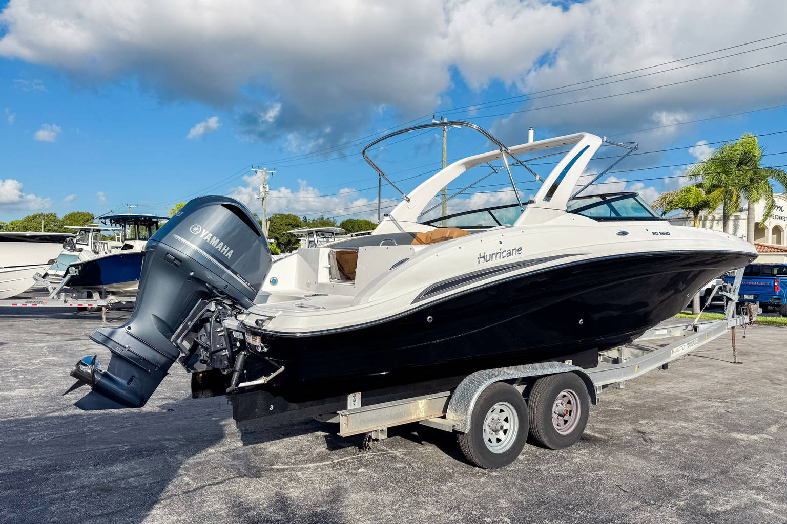 New 2026 Hurricane SunDeck 2690 OB #0646 image 2