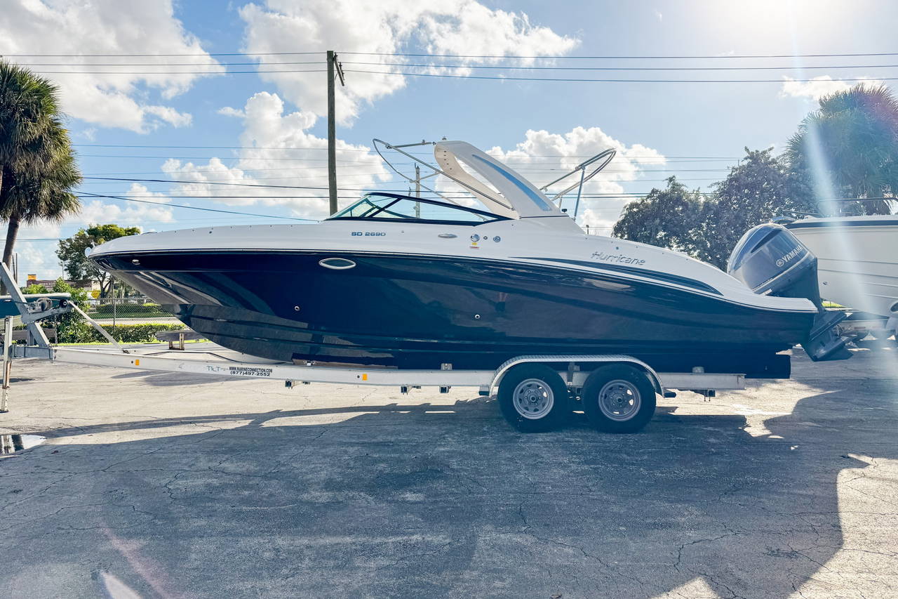 Alternative image of Hurricane SunDeck 2690 OB in West Palm Beach, FL
