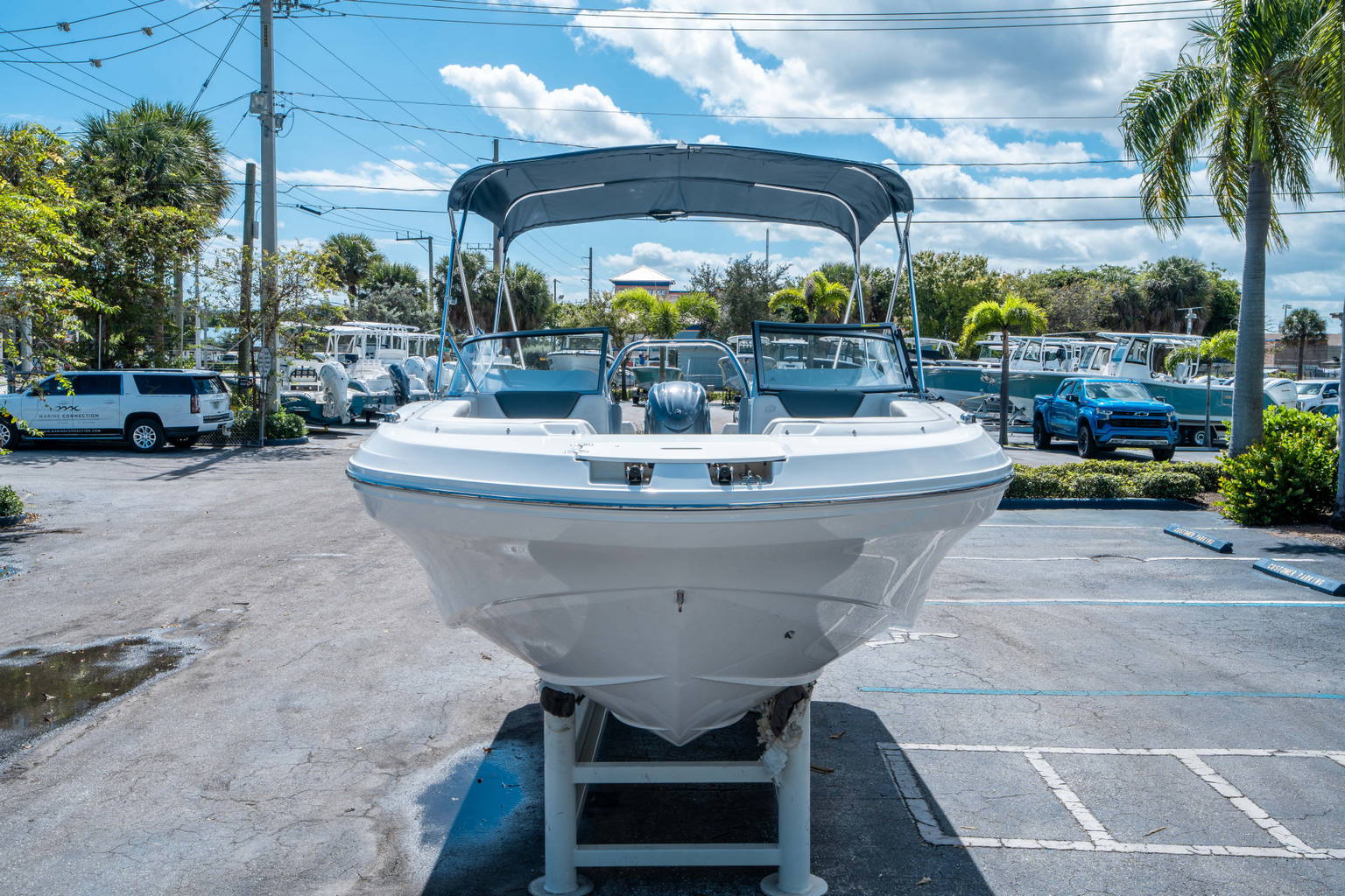New 2026 Hurricane SunDeck 2050 OB #1007 image 7
