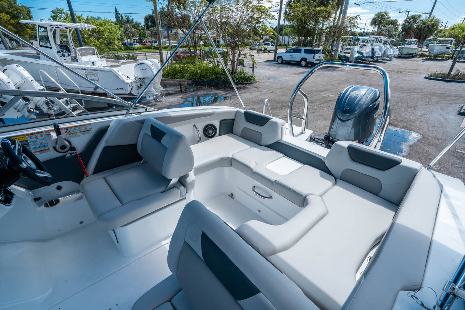New 2026 Hurricane SunDeck 2050 OB #1007 image 11