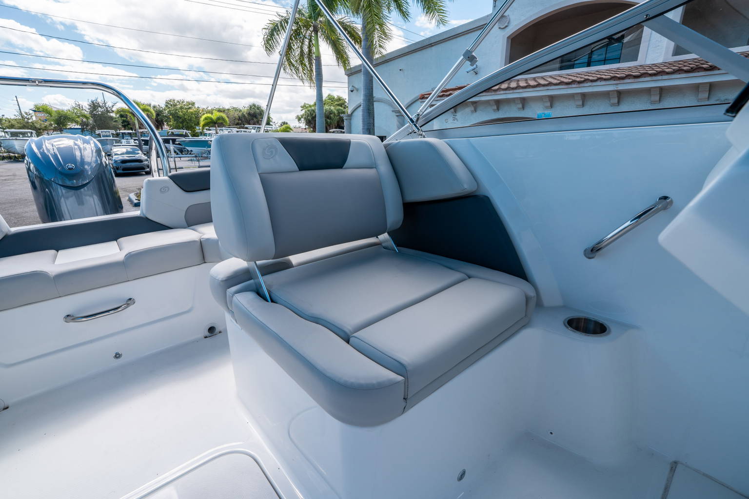 New 2026 Hurricane SunDeck 2050 OB #1007 image 15
