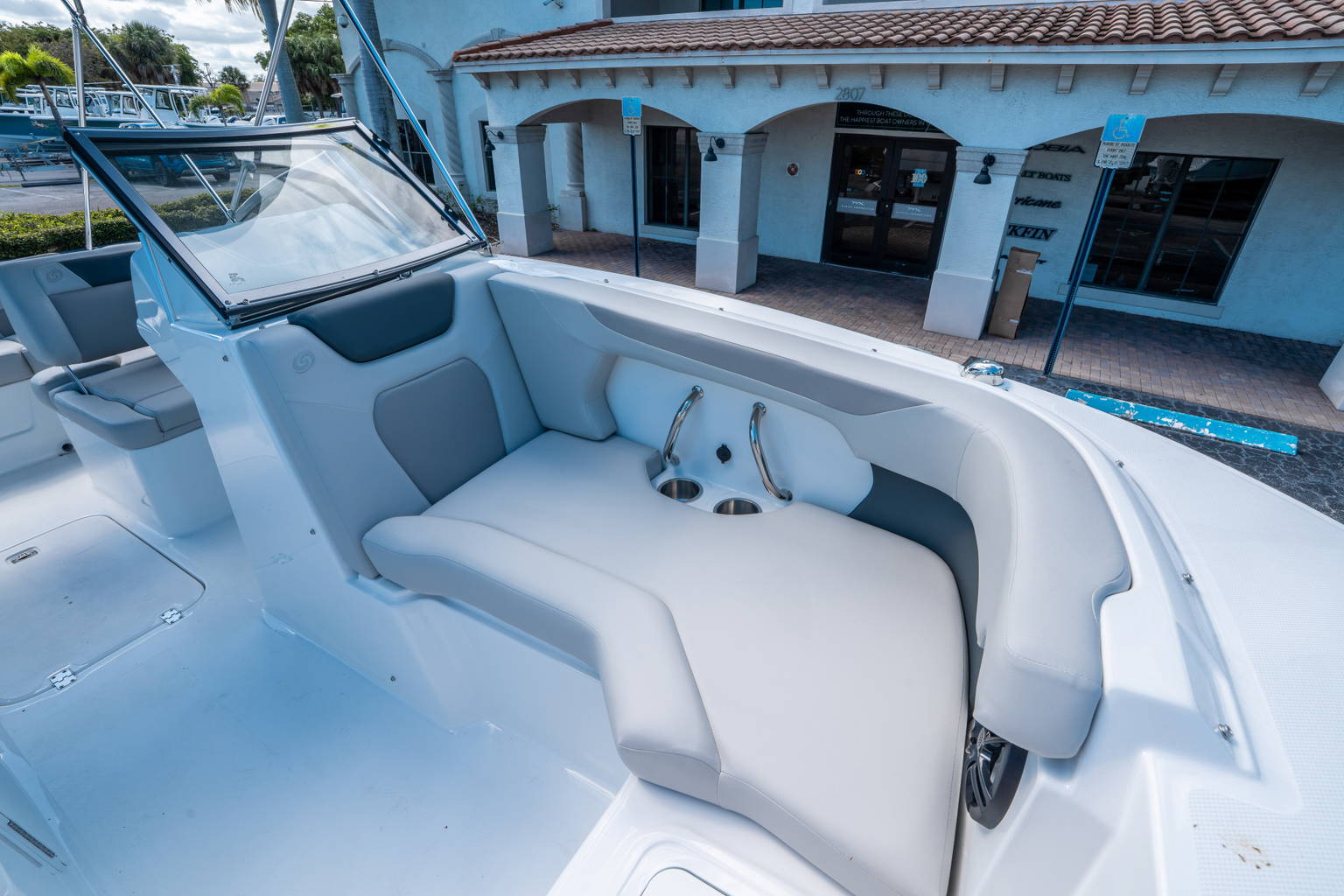 New 2026 Hurricane SunDeck 2050 OB #1007 image 18