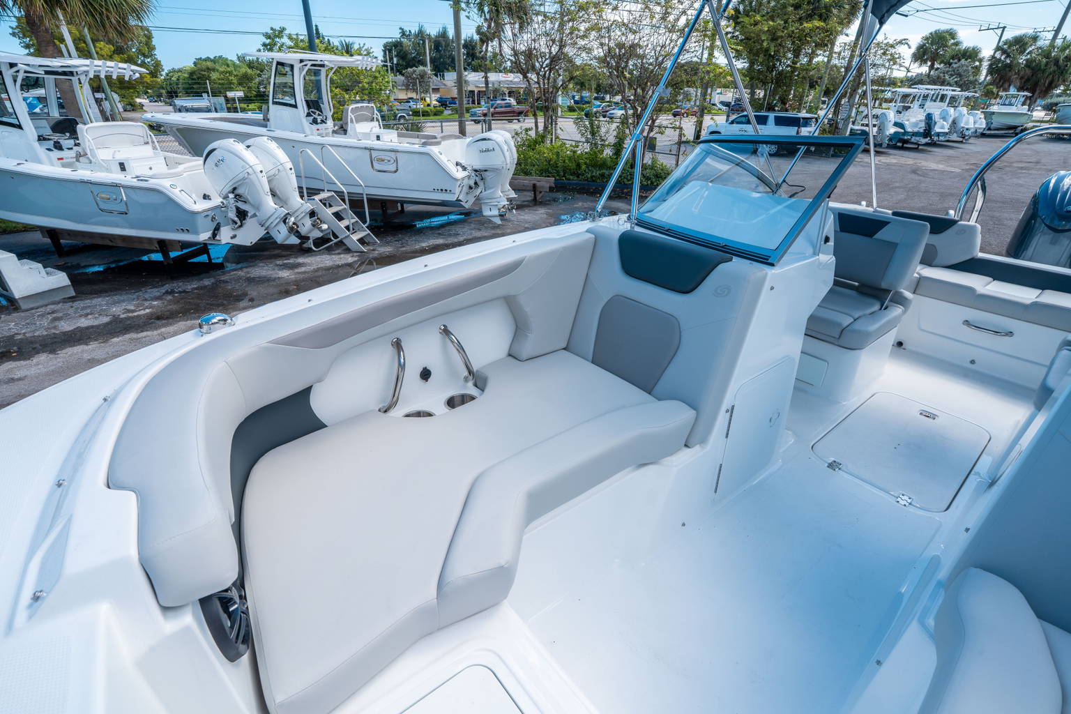 New 2026 Hurricane SunDeck 2050 OB #1007 image 19