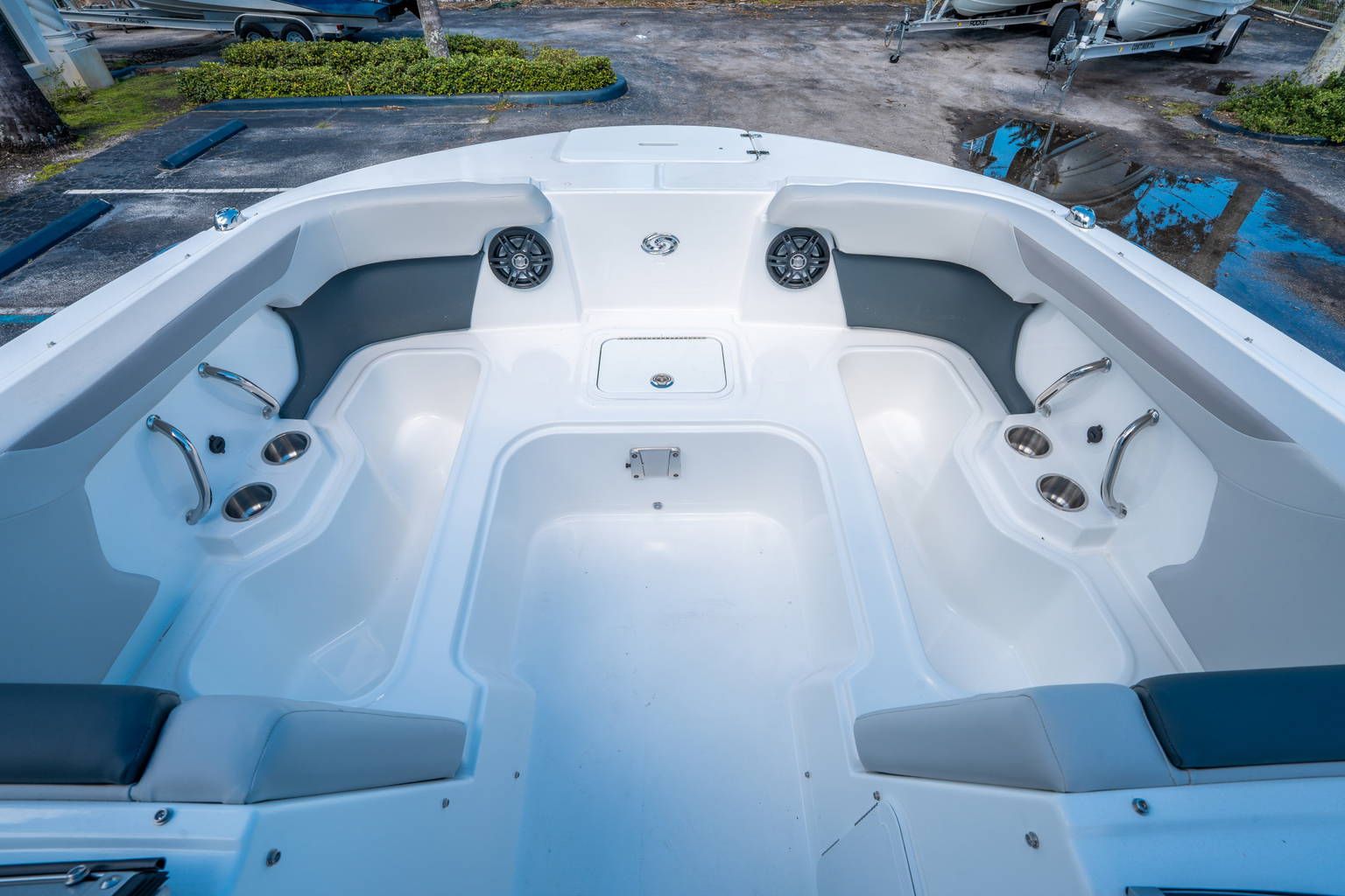 New 2026 Hurricane SunDeck 2050 OB #1007 image 20