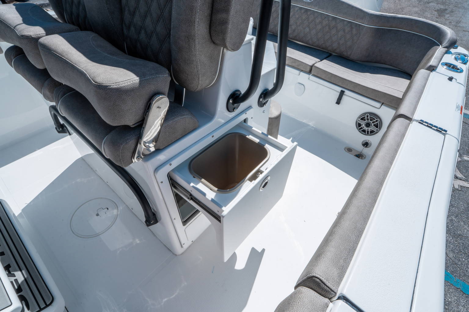 New 2026 Sea Hunt Ultra 255 SE #0276 image 14