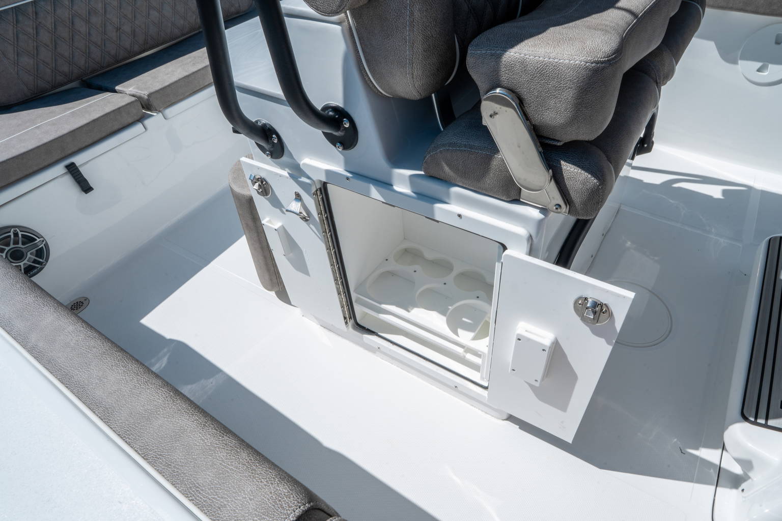 New 2026 Sea Hunt Ultra 255 SE #0276 image 16