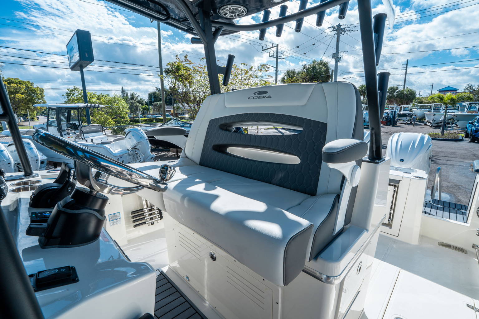 New 2026 Cobia 305 CC #L016 image 20