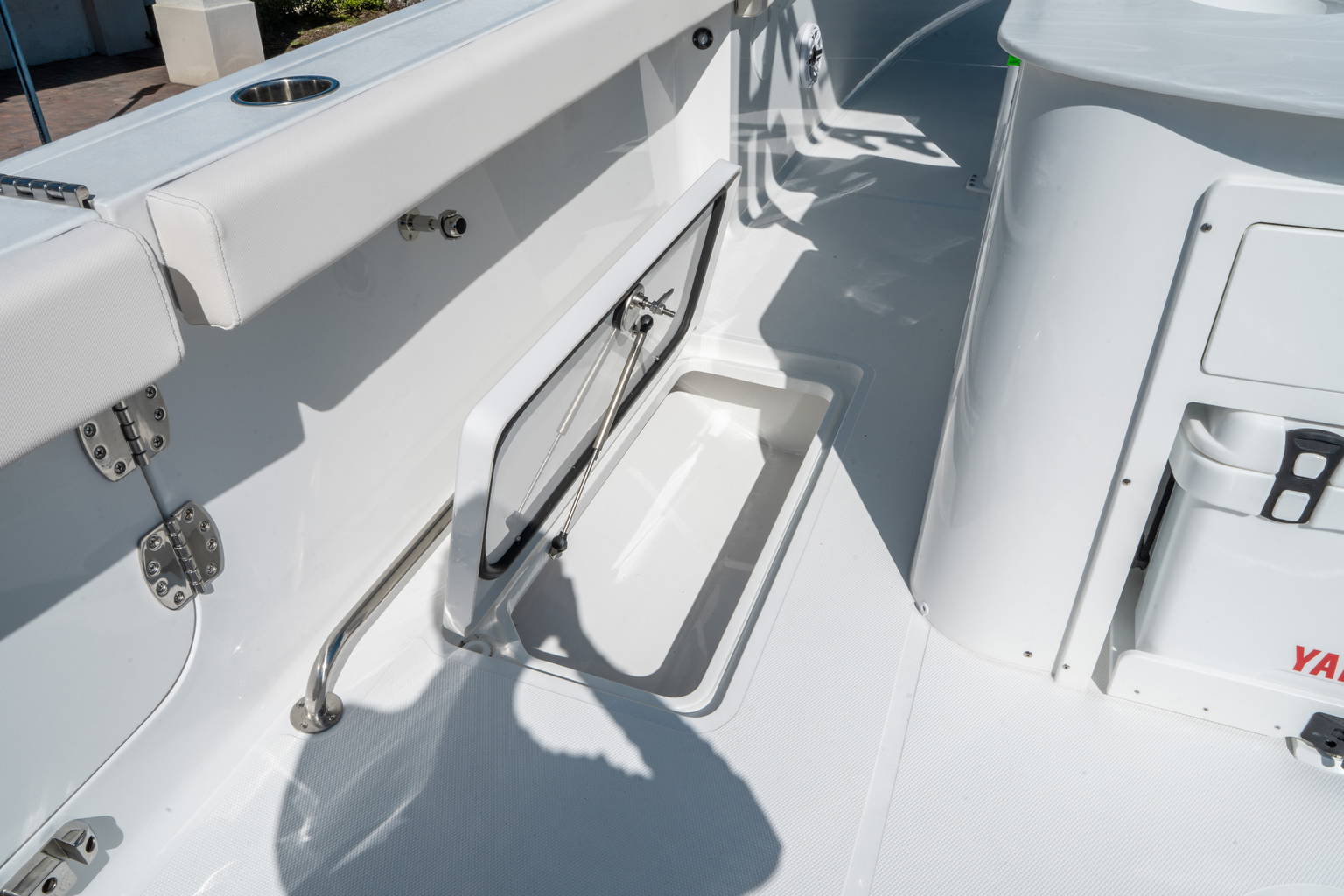 New 2026 Sea Hunt Ultra 305 CB #0008 image 15