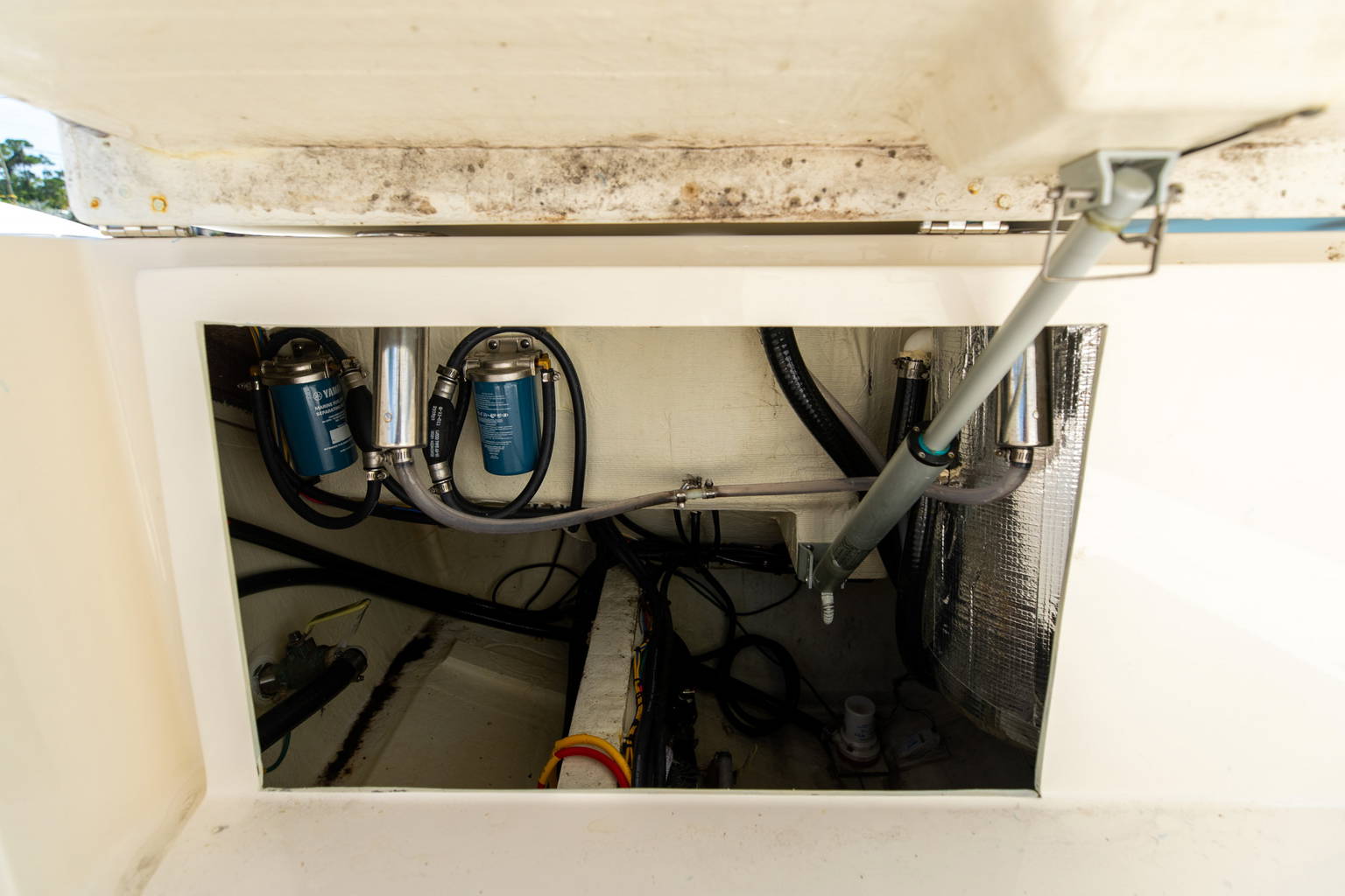 Used 2022 Cobia 280 CC #D020 image 19