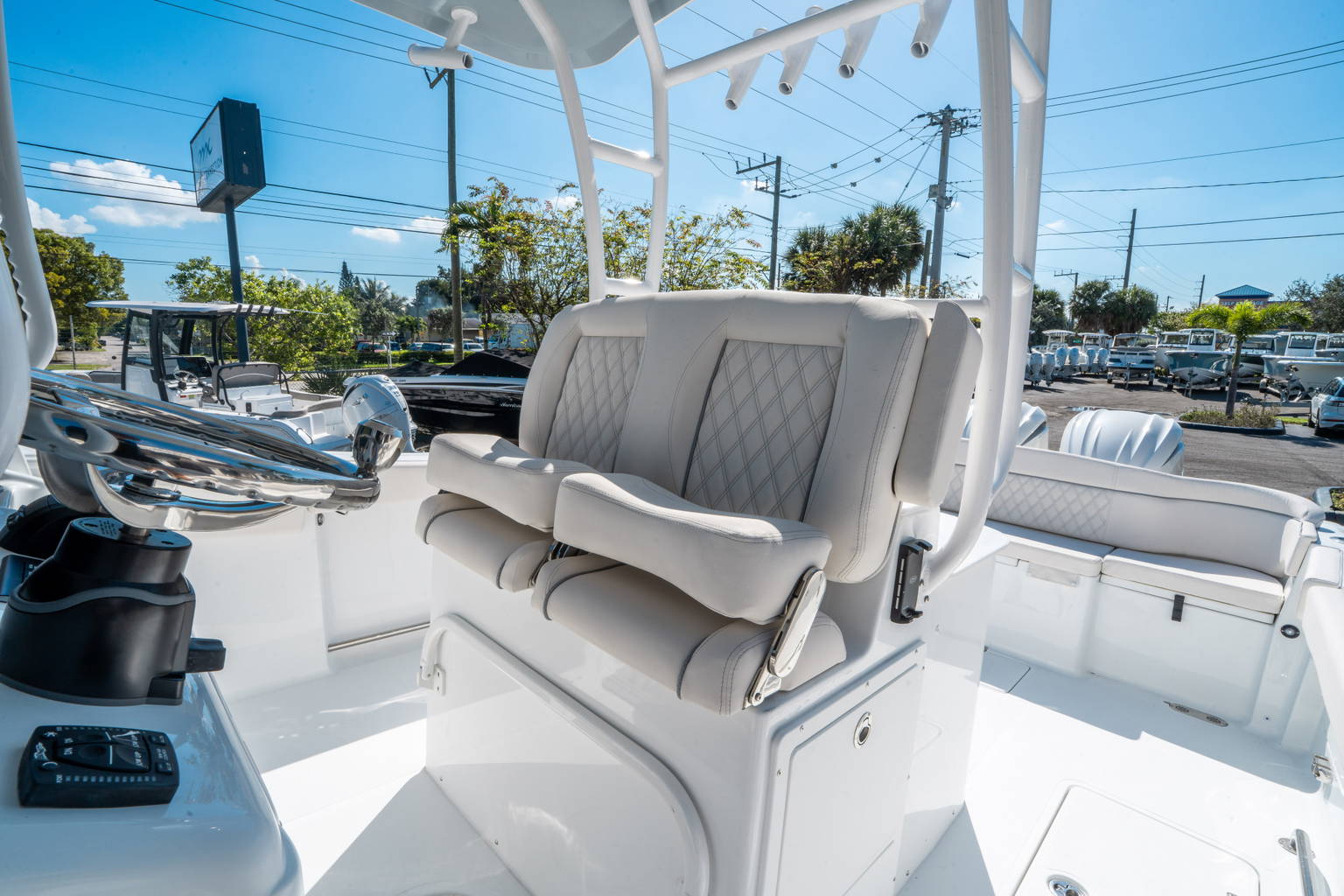 New 2026 Sea Hunt Ultra 305 CB #0008 image 21