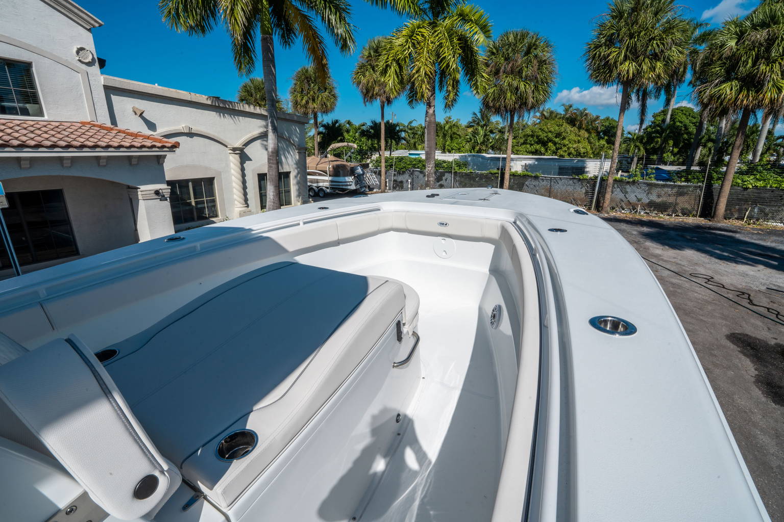 New 2026 Sea Hunt Ultra 305 CB #0008 image 25