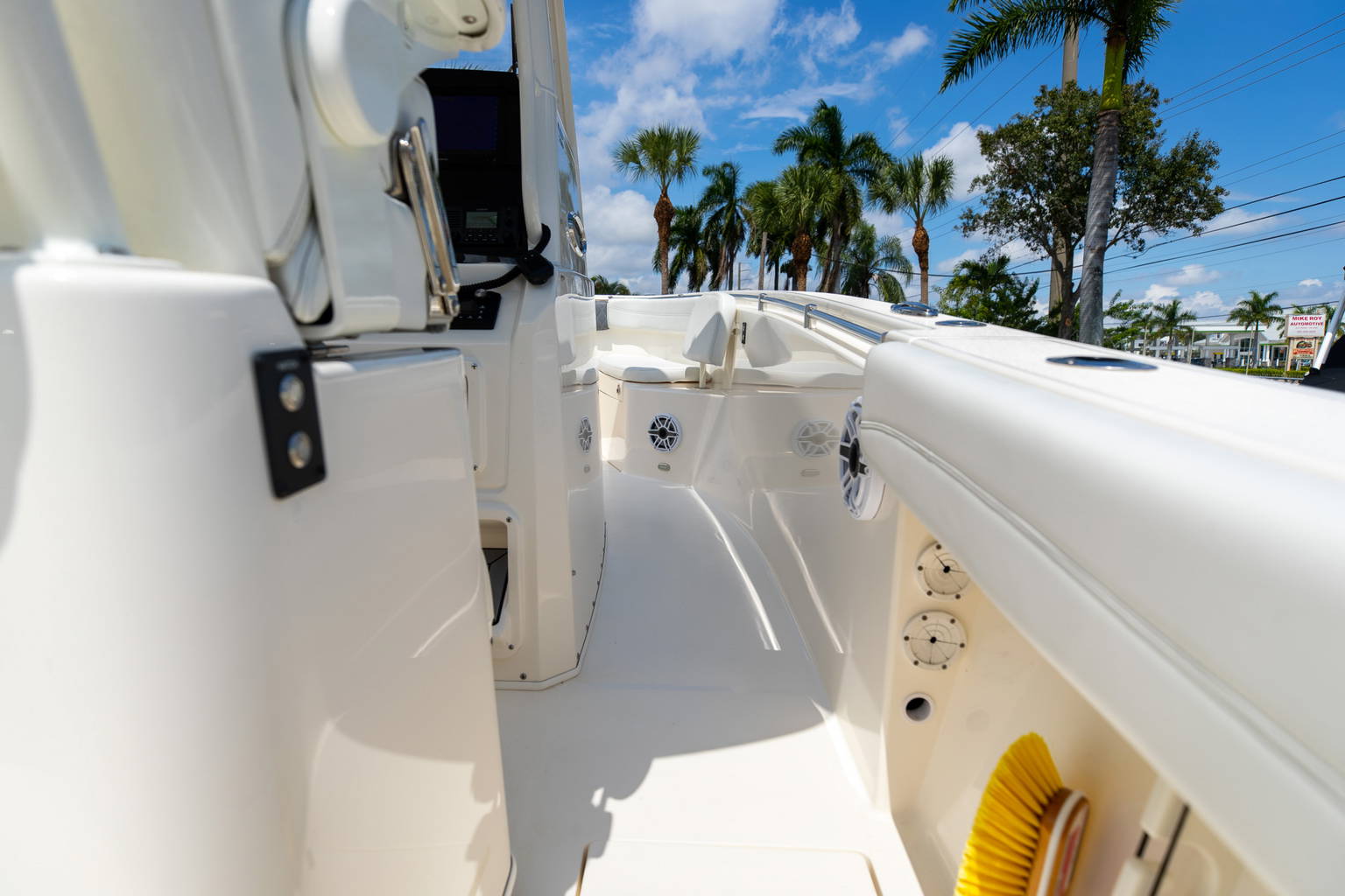 Used 2022 Cobia 280 CC #D020 image 20