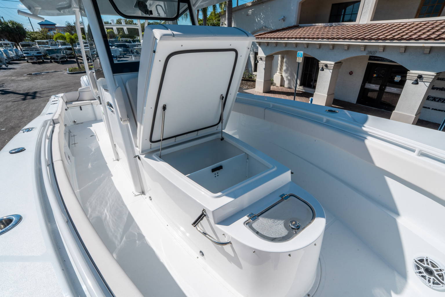 New 2026 Sea Hunt Ultra 305 CB #0008 image 28