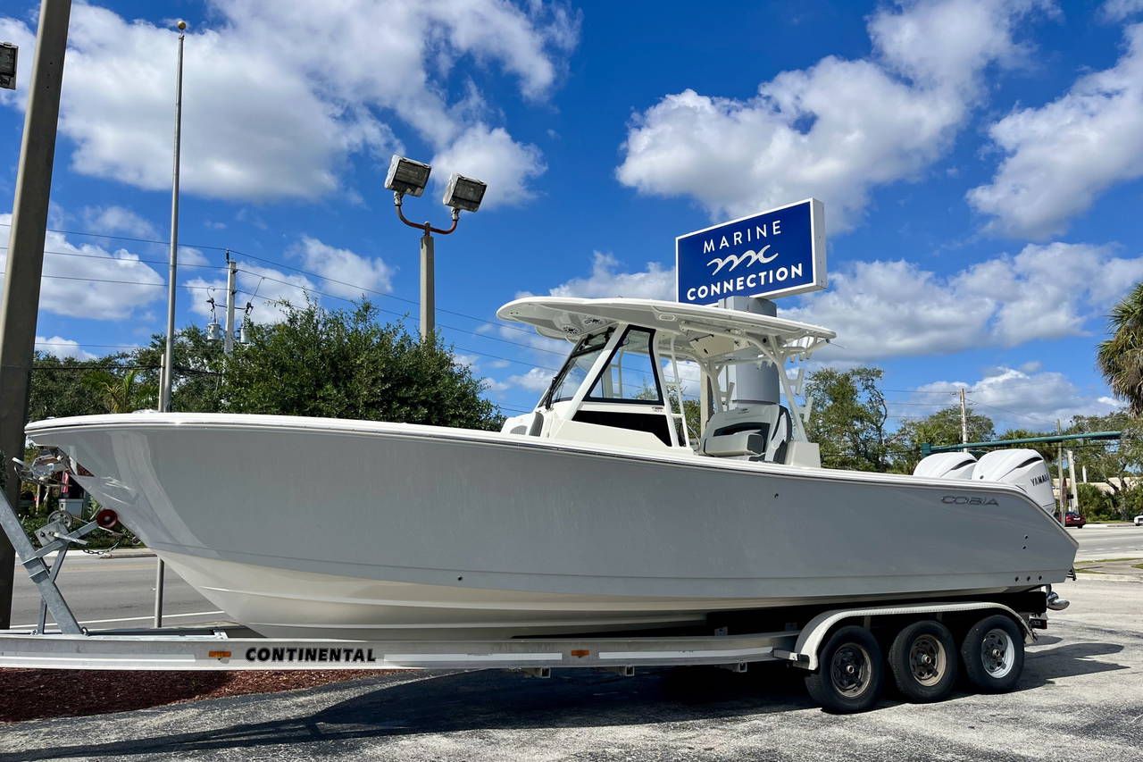 Main image of Cobia 305 CC in Vero Beach, FL